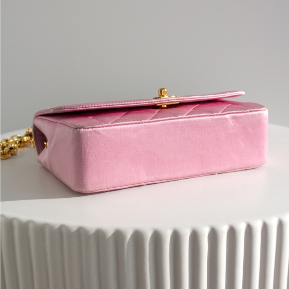 Chanel Vintage Pink Quilted Satin Mini Diana 24K Gold Bijou Chain 90s Flap Bag - Picture 10 of 16